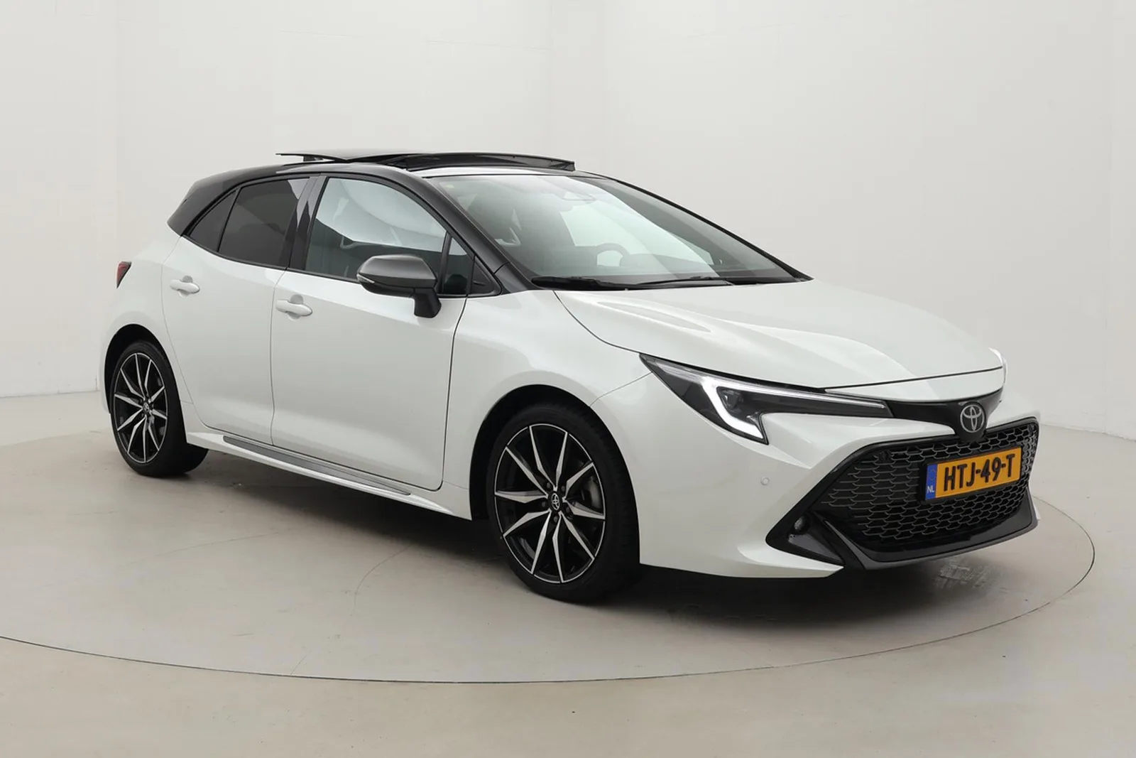 Toyota Corolla (2025) — foto 1