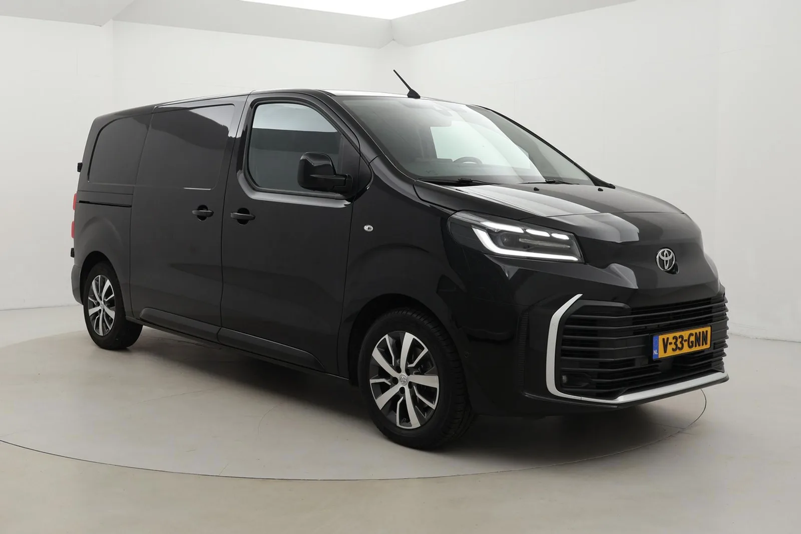 Toyota ProAce Worker (2024) — foto 1
