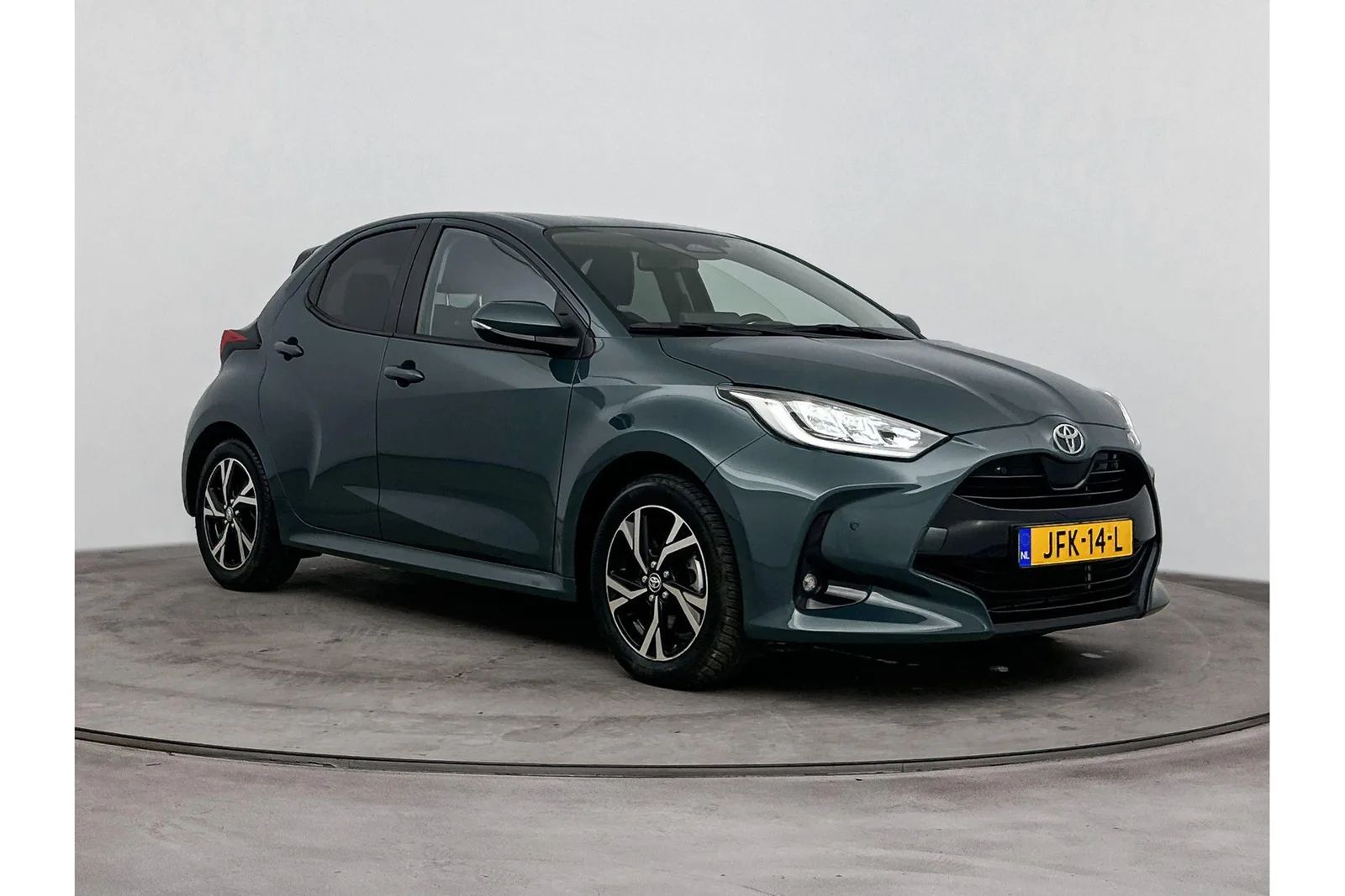 Toyota Yaris (2025) — foto 1