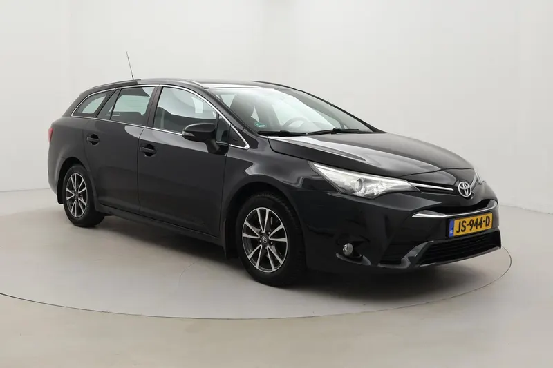 Toyota Avensis (2015)