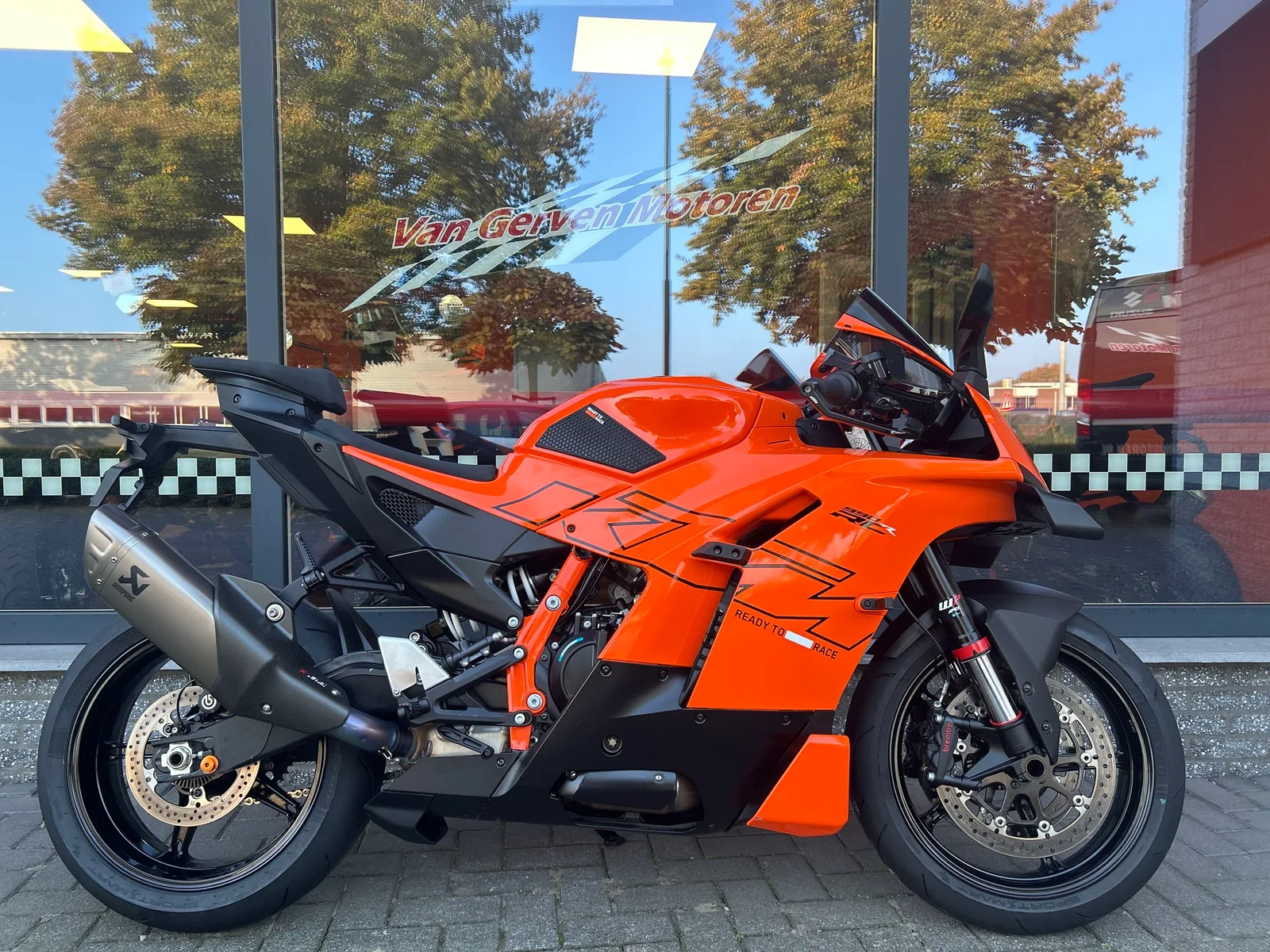 KTM 990 RC R (2025) — foto 1