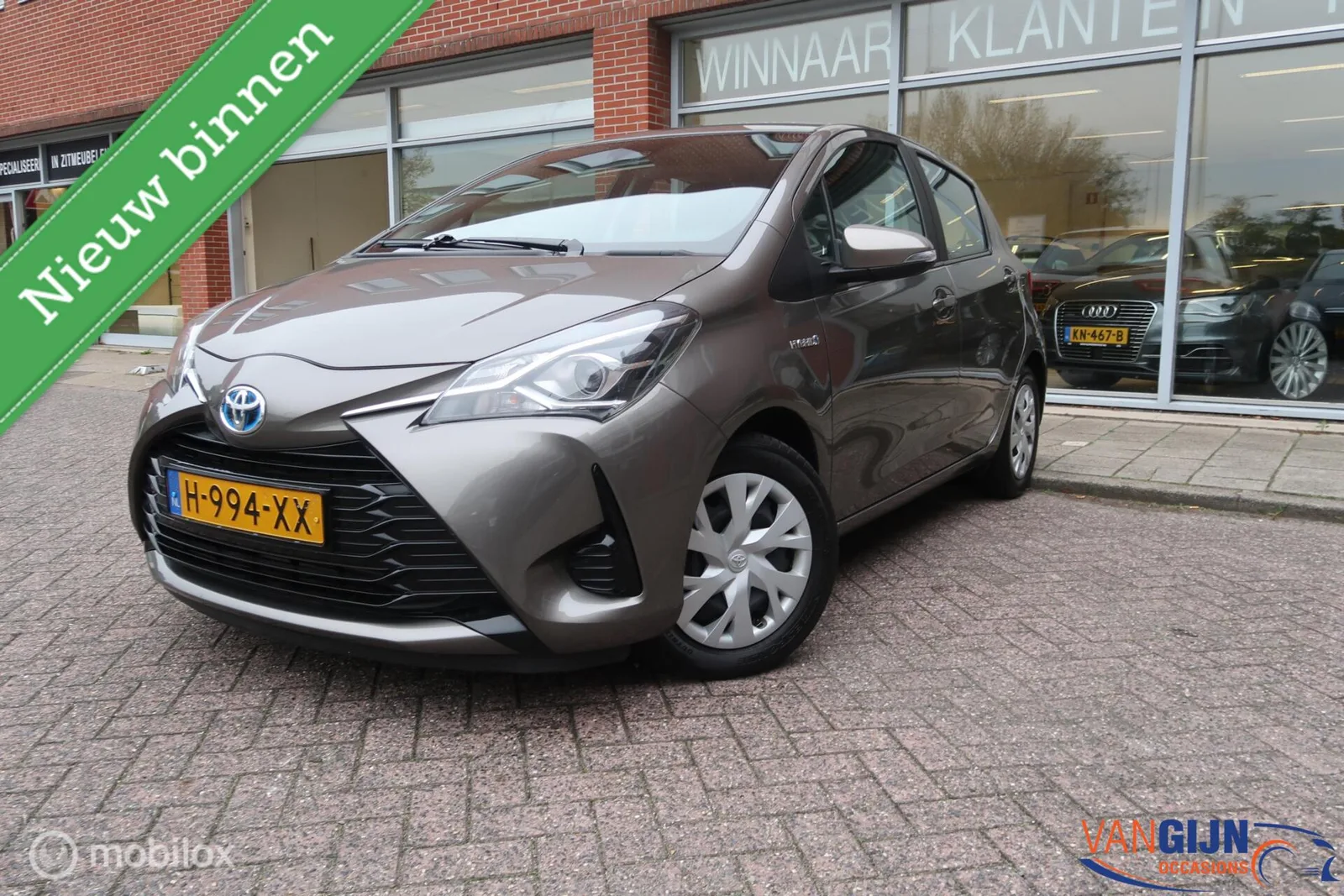 Toyota Yaris (2020) — foto 1