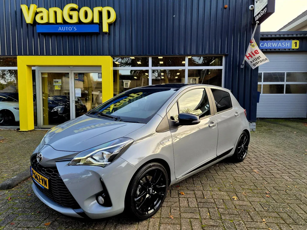 Toyota Yaris (2019) — foto 1
