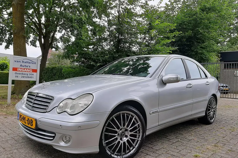 Mercedes-Benz C-Klasse (2004)