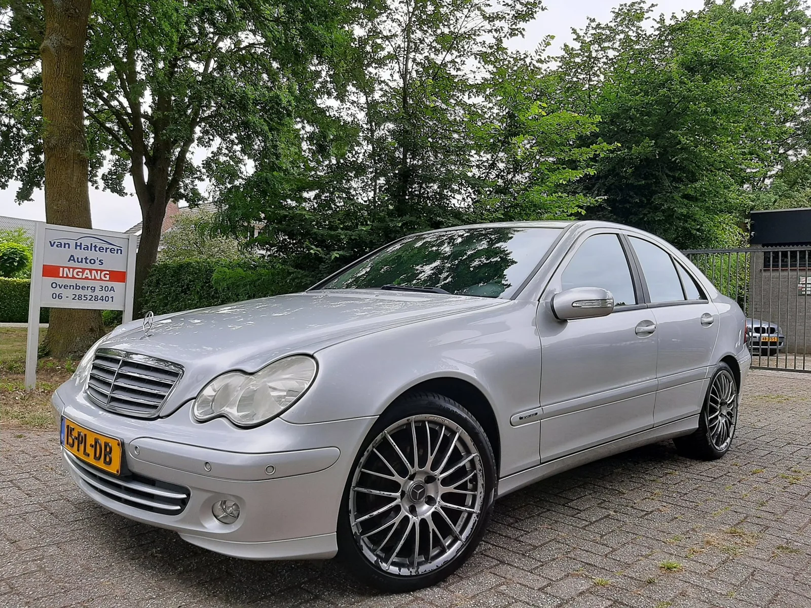 Mercedes-Benz C-Klasse (2004) — foto 1