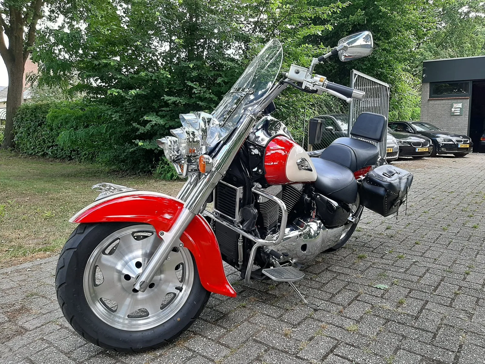 Suzuki VL 1500 Intruder (1999) — foto 1