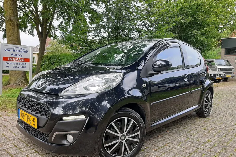 Peugeot 107 (2012)