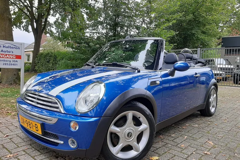 MINI Cabrio (2006)