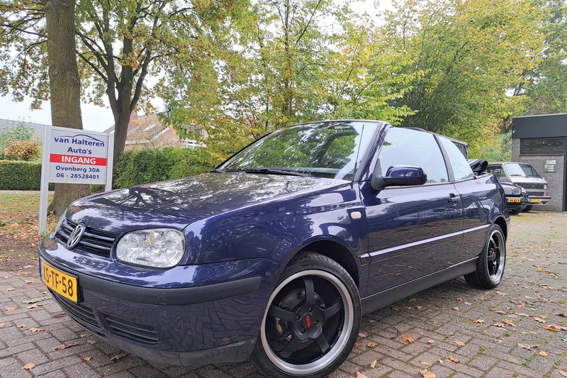 Volkswagen Golf (1999)
