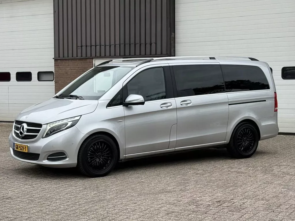 Mercedes-Benz V-Klasse (2015) — foto 1