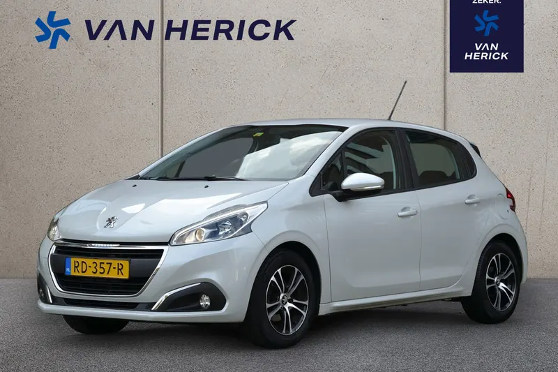Peugeot 208 (2017)