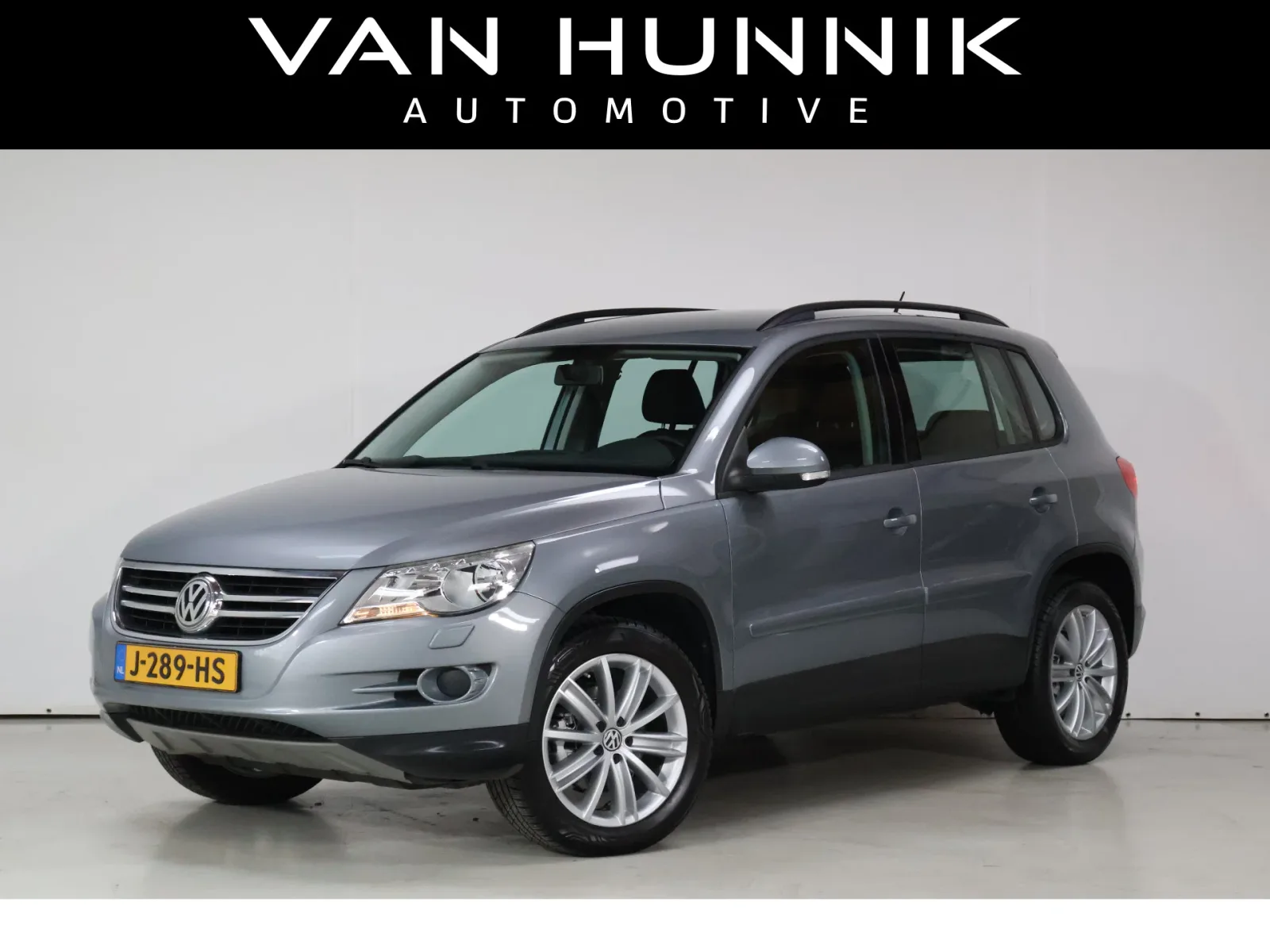 Volkswagen Tiguan (2010) — foto 1