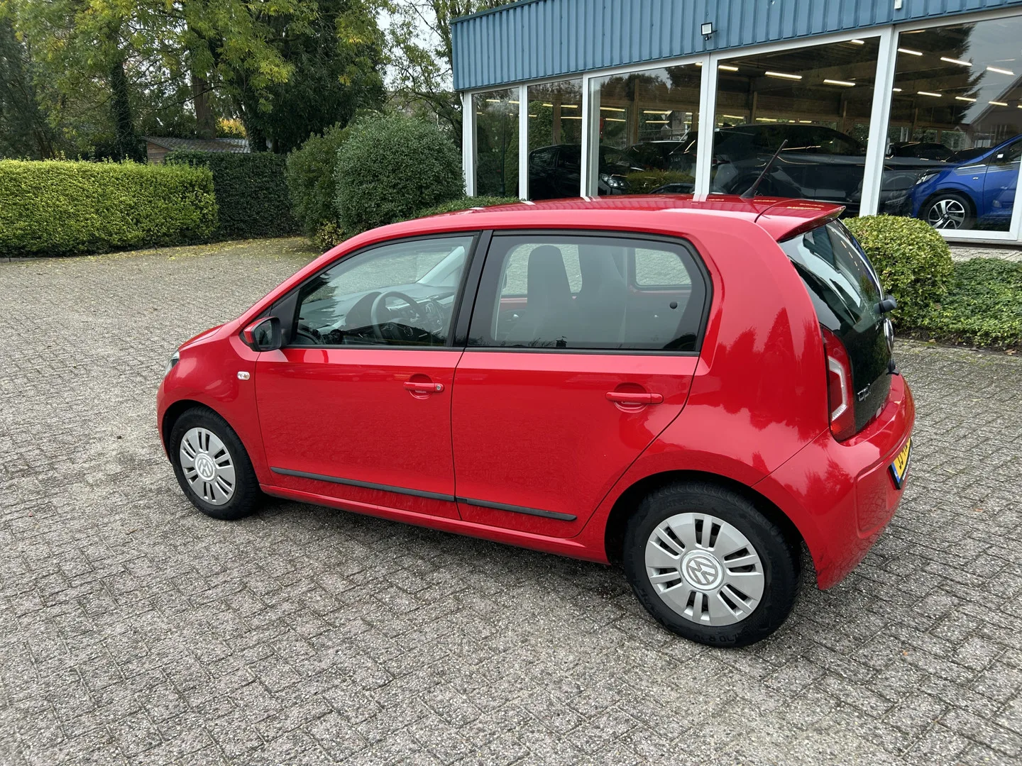 Volkswagen Up! (2016) — foto 1