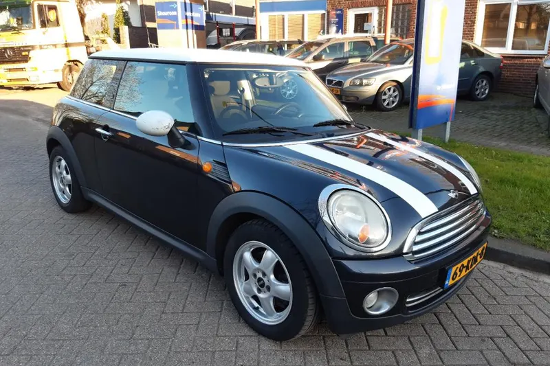 MINI Cooper (2007)