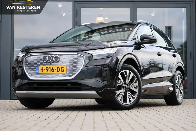 Audi Q4 e-tron (2022)