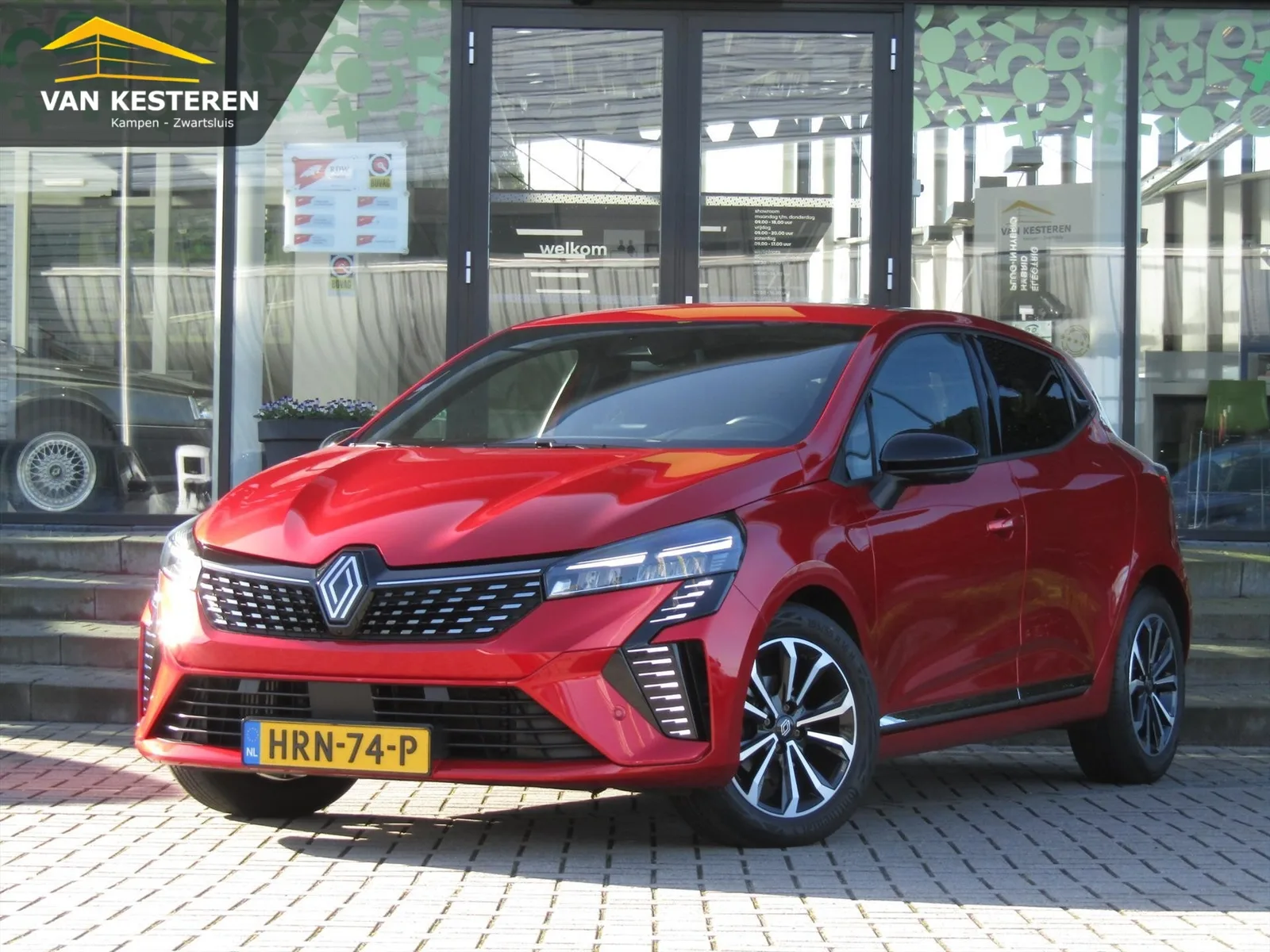 Renault Clio (2024) — foto 1