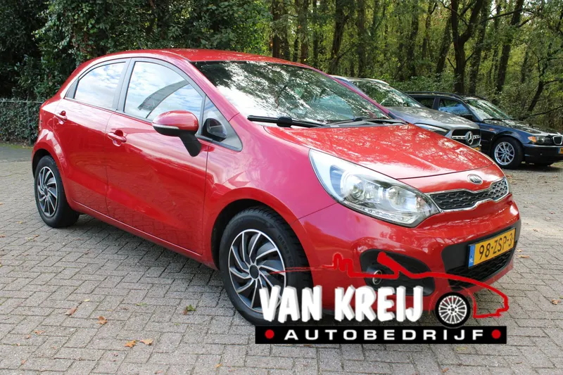 Kia Rio (2013)