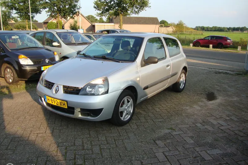 Renault Clio (2009)
