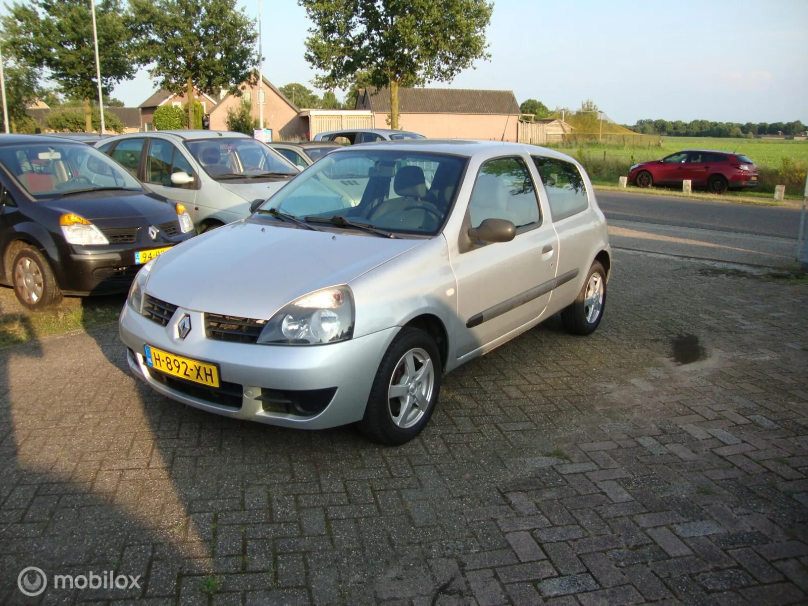 Renault Clio (2009) — foto 1