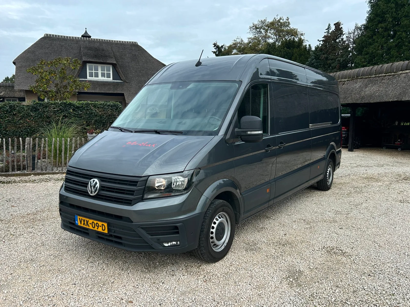 Volkswagen Crafter (2023) — foto 1