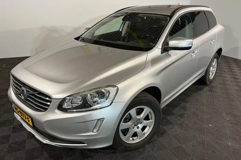 Volvo XC60 (2015)