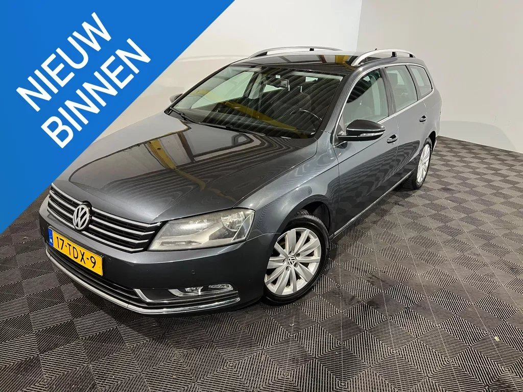 Volkswagen Passat (2012) — foto 1