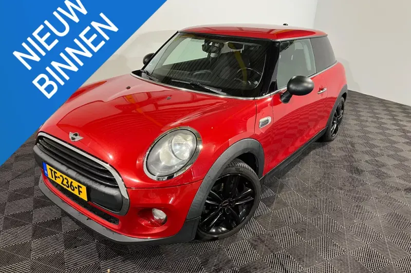 MINI One (2015)