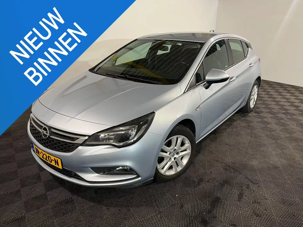 Opel Astra (2016) — foto 1