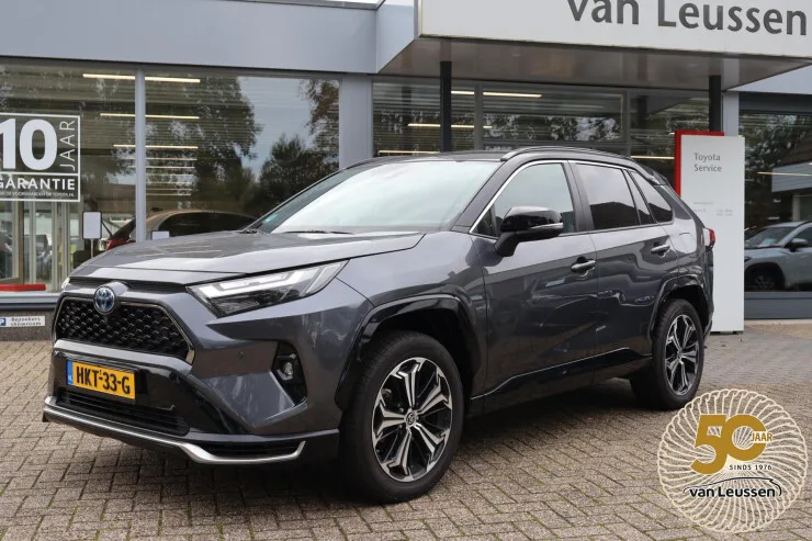 Toyota RAV4 (2025) — foto 1