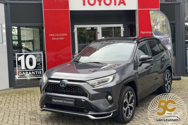 Toyota RAV4 (2021)