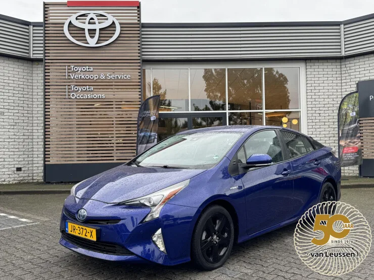 Toyota Prius (2016) — foto 1