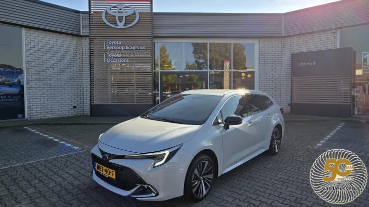 Toyota Corolla (2025) — foto 1