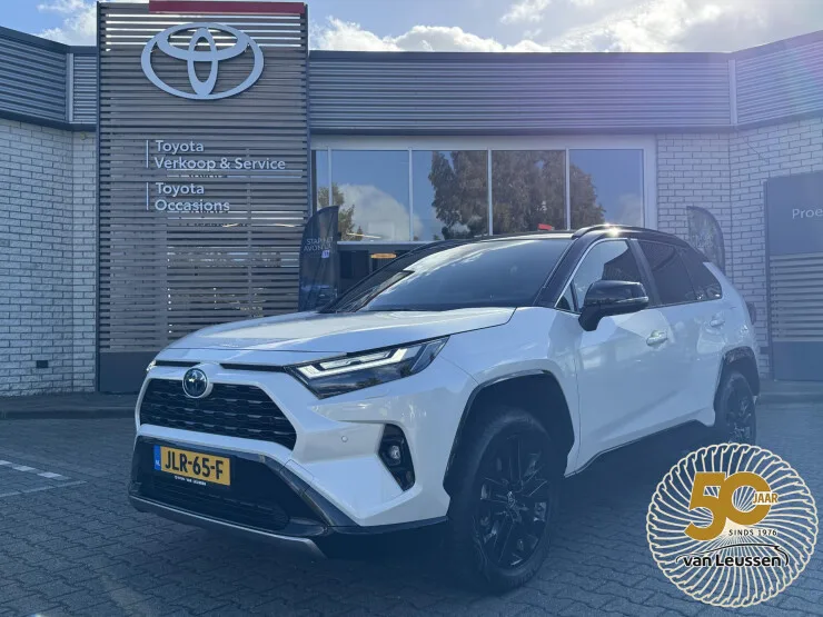Toyota RAV4 (2025) — foto 1