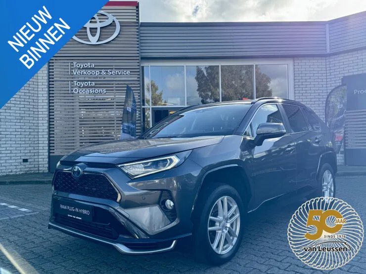 Toyota RAV4 (2021) — foto 1