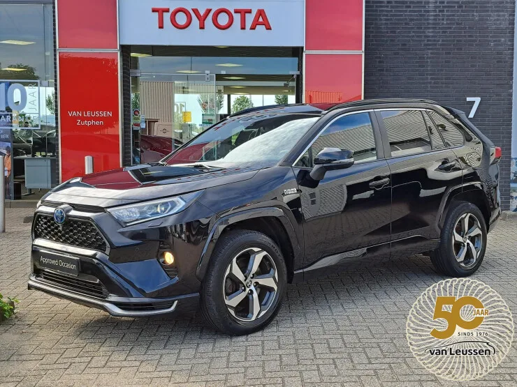 Toyota RAV4 (2021) — foto 1