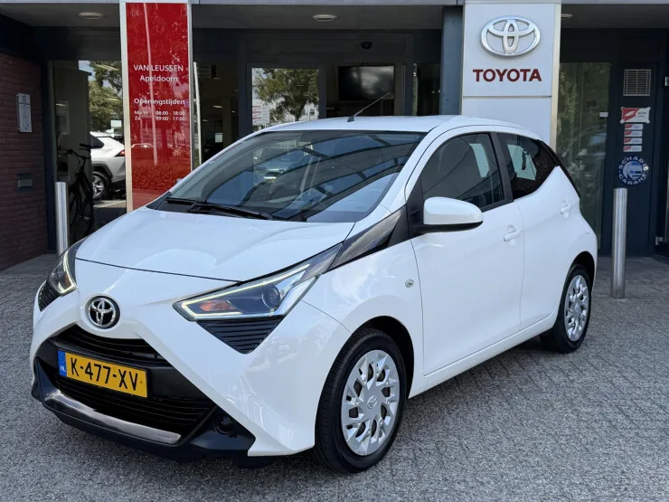 Toyota Aygo (2021) — foto 1