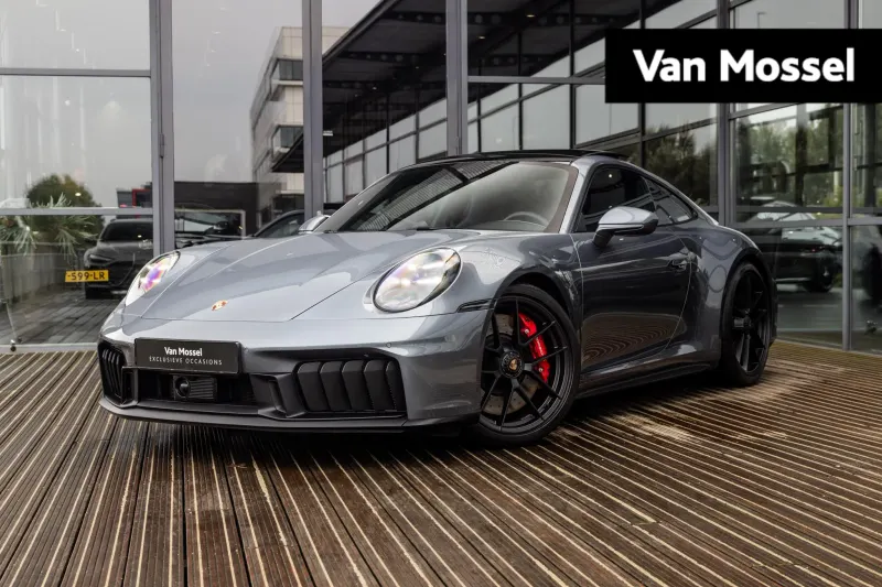 Porsche 911 (2025)