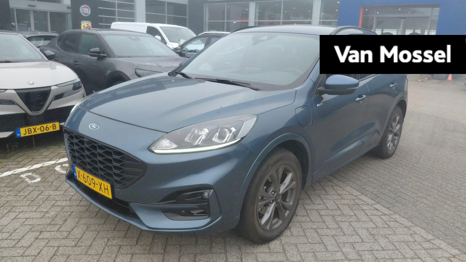 Ford Kuga (2024) — foto 1