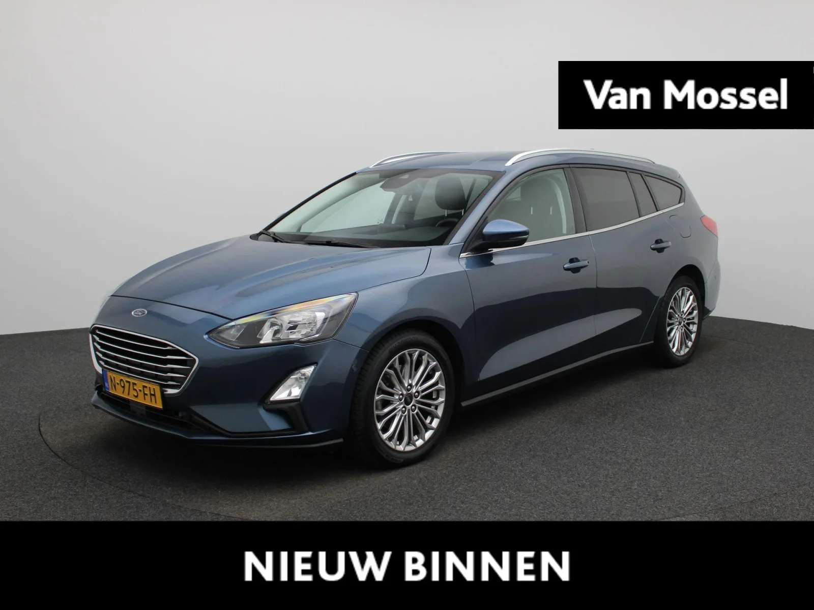 Ford Focus (2021) — foto 1
