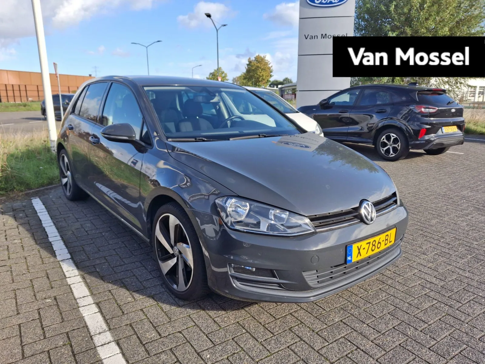 Volkswagen Golf (2013) — foto 1