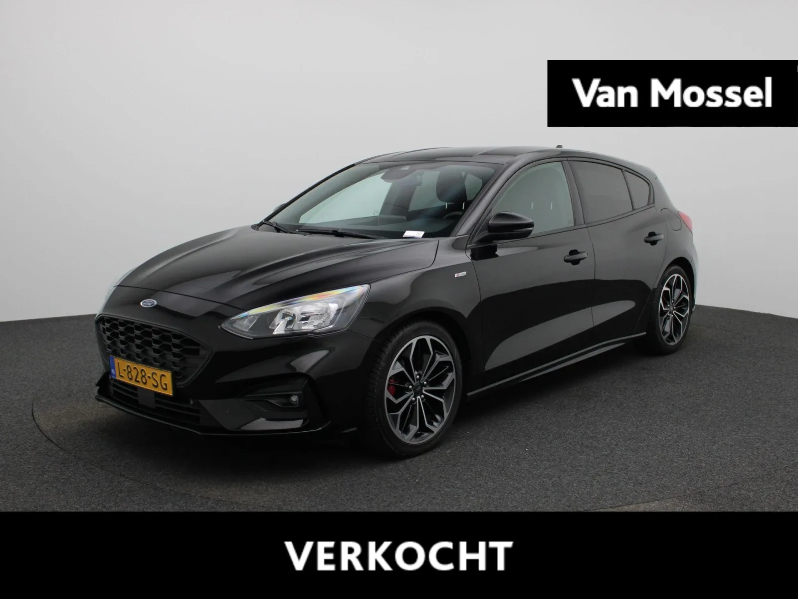 Ford Focus (2021) — foto 1