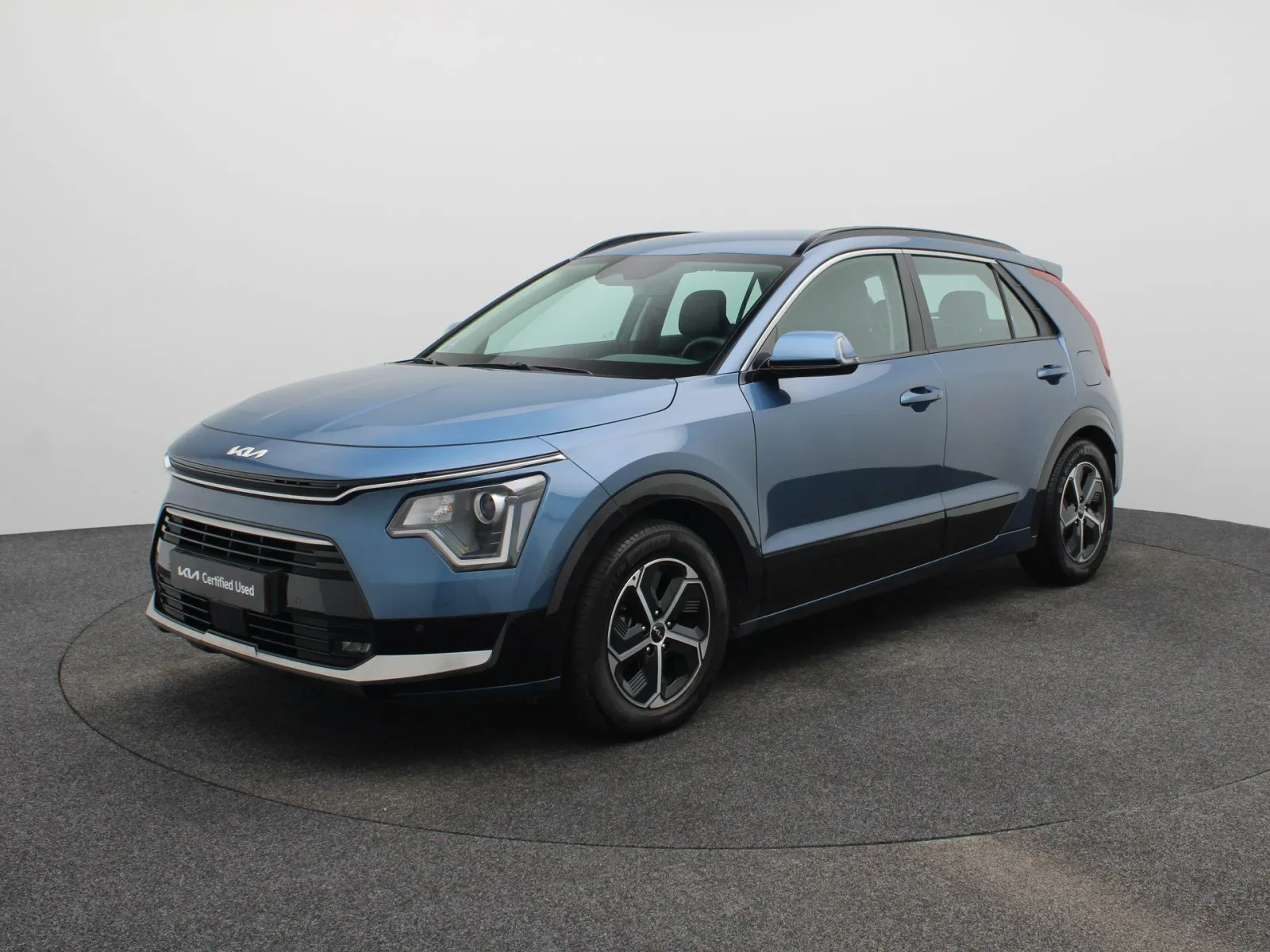 Kia Niro (2024) — foto 1