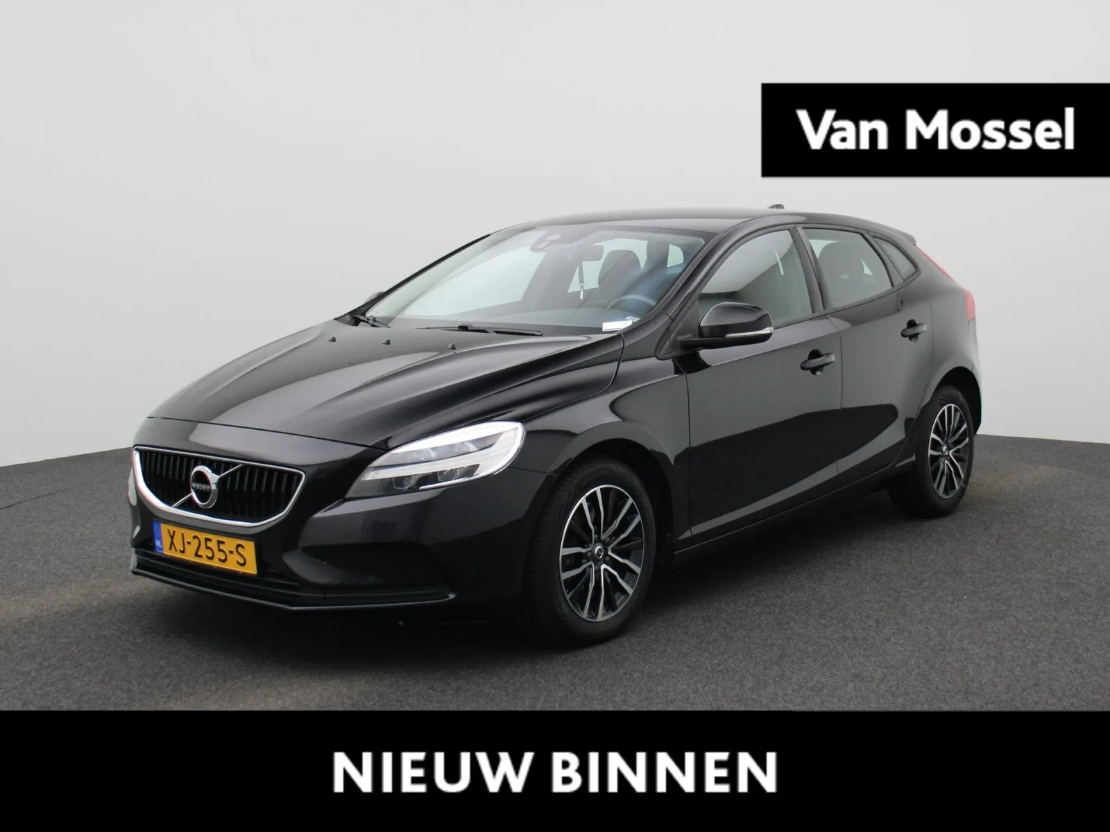 Volvo V40 (2019) — foto 1