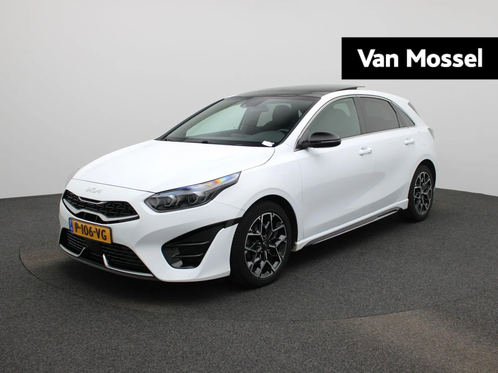 Kia Ceed (2022) — foto 1