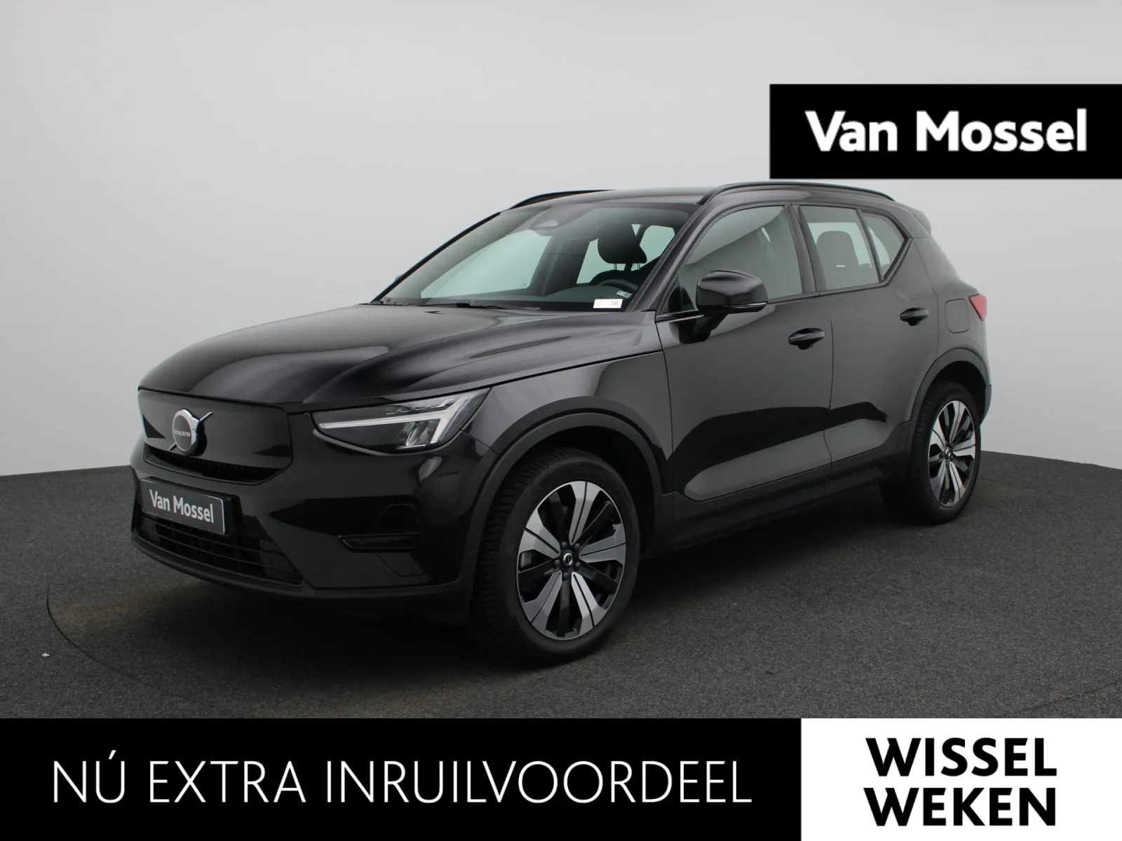Volvo XC40 (2023) — foto 1