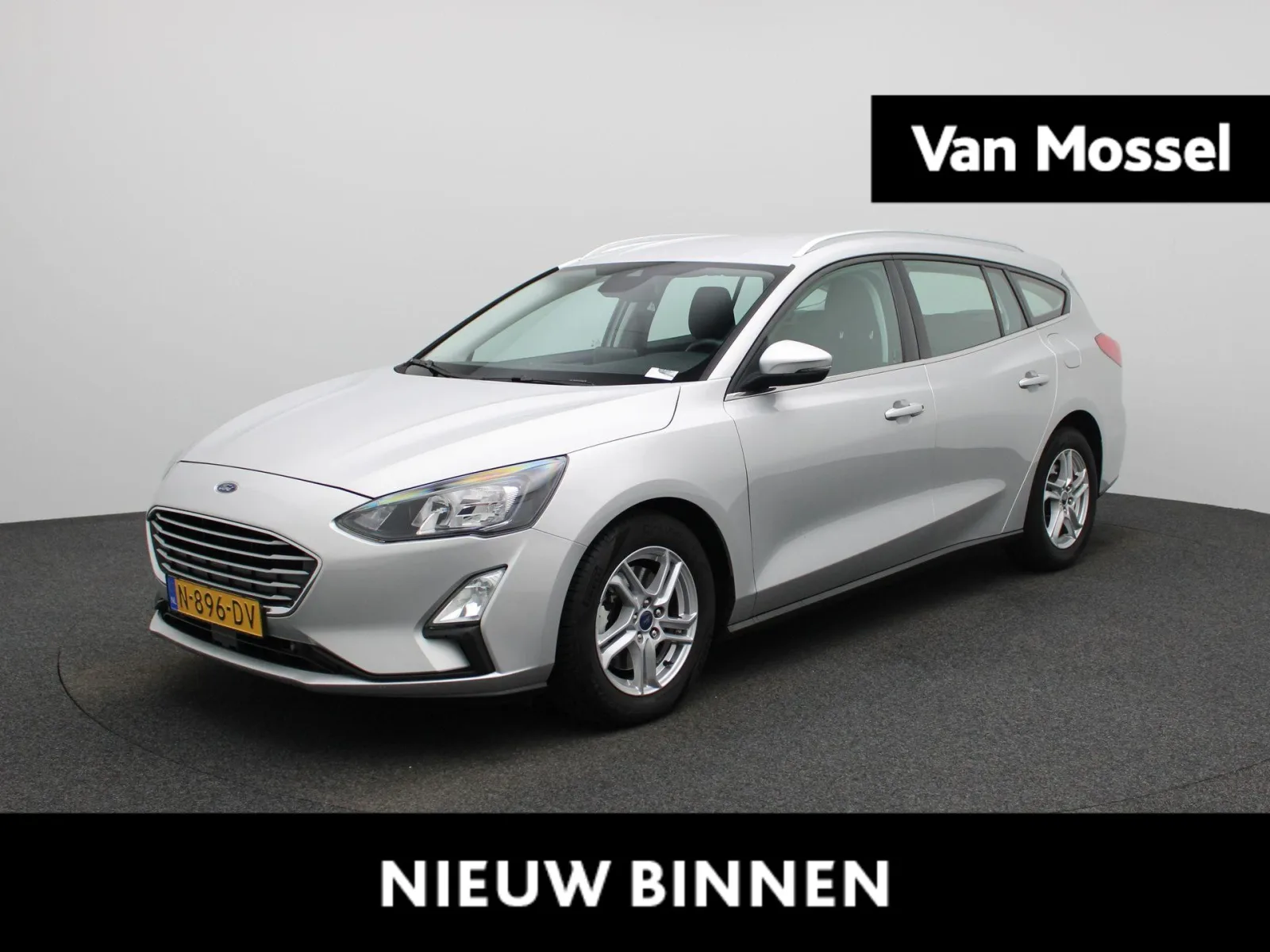 Ford Focus (2021) — foto 1