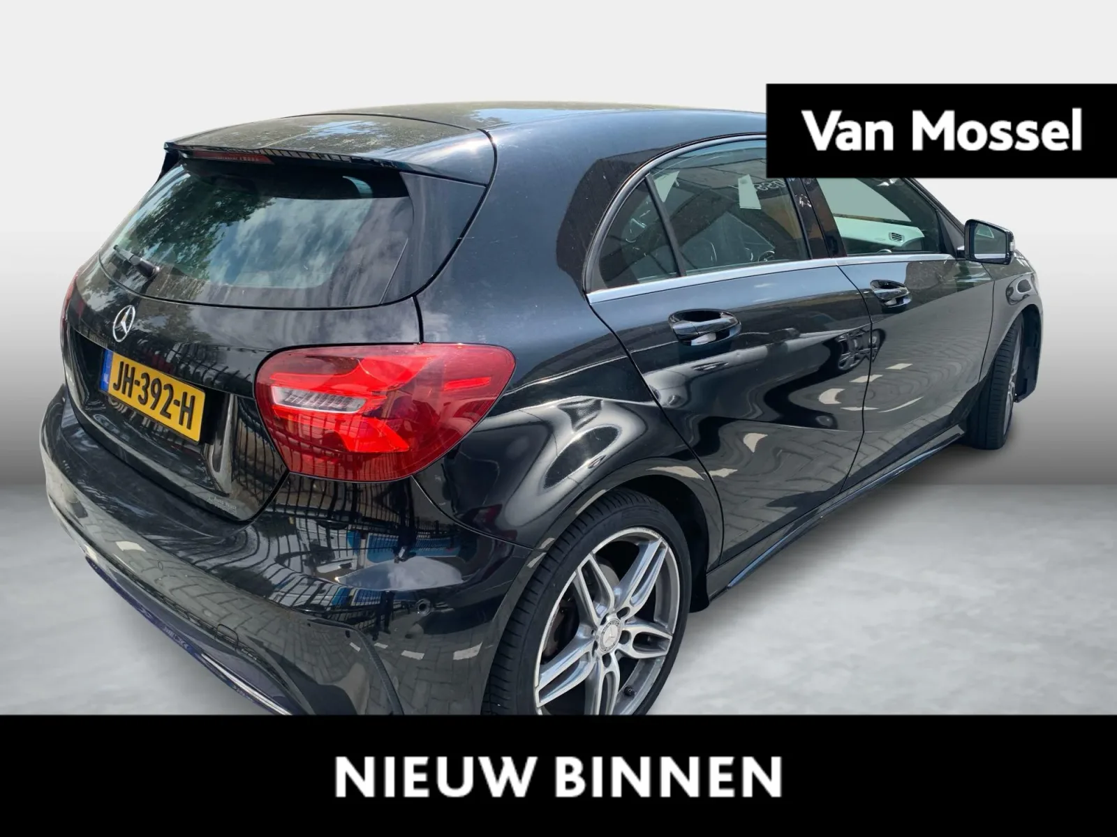 Mercedes-Benz A-Klasse (2016) — foto 1