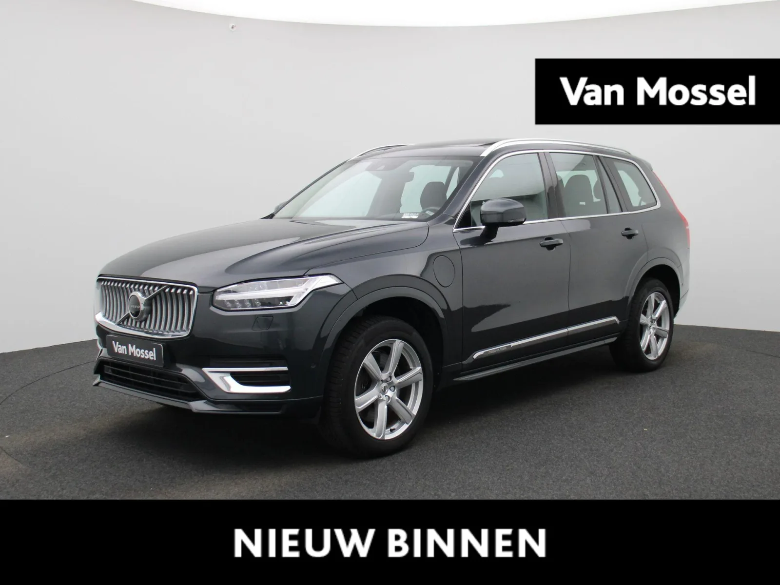 Volvo XC90 (2022) — foto 1