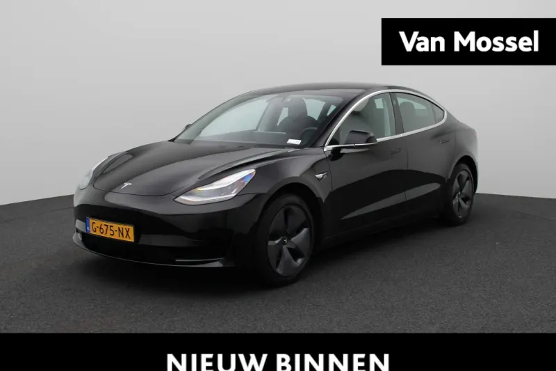 Tesla Model 3 (2019)