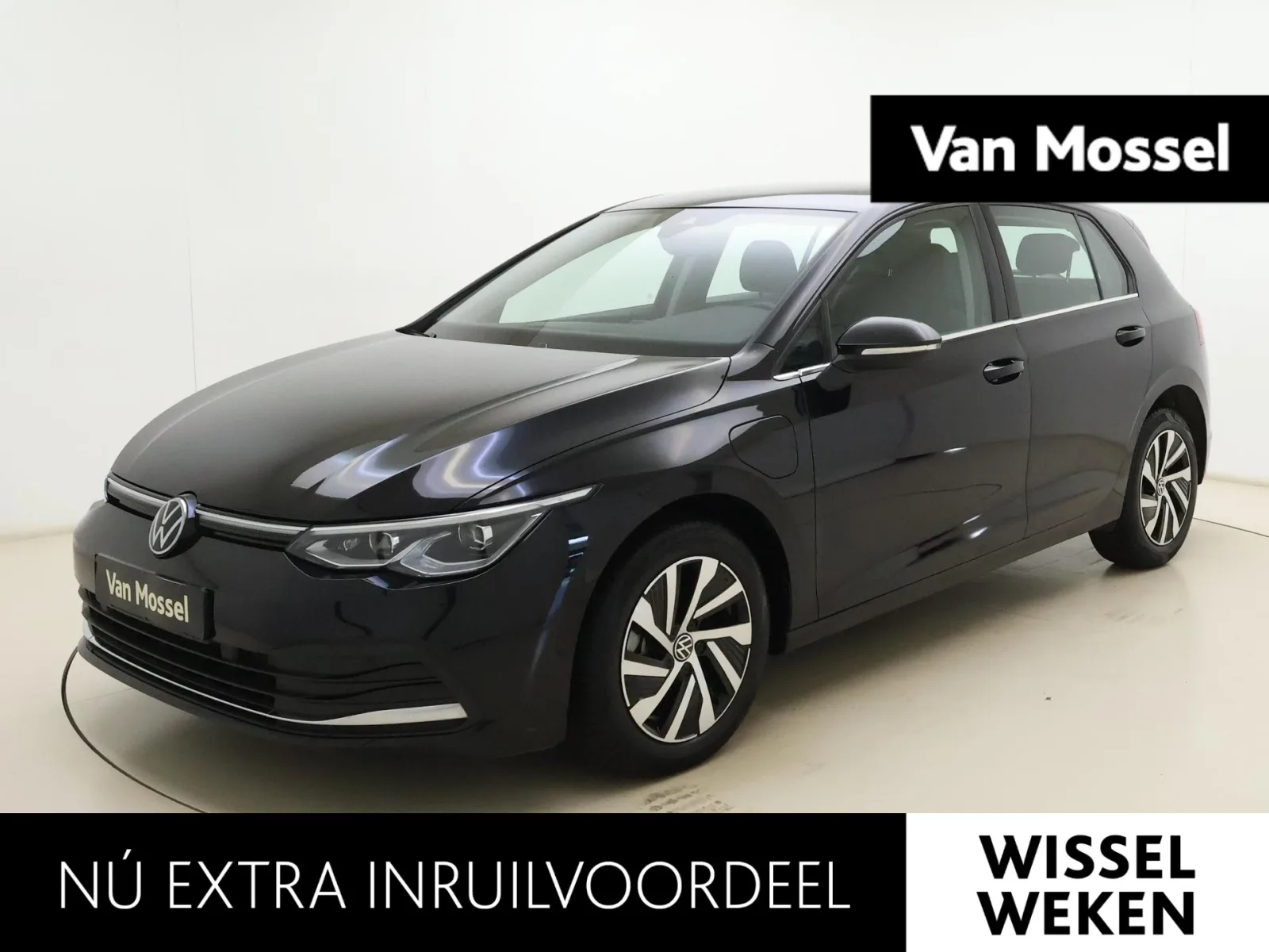 Volkswagen Golf (2023) — foto 1